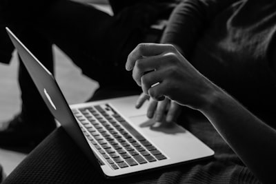 SCRM与CRM:整合客户关系管理(lǐ)的新(xīn)趋势